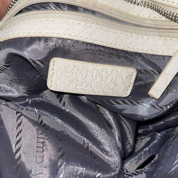 Simply Vera Wang straw hobo Shoulder bag - Picture 3 of 7